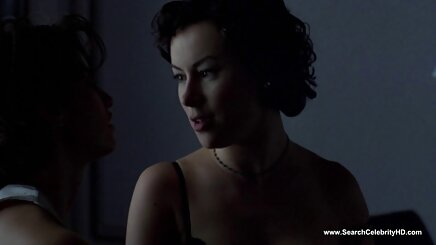 Kel siyah göt arasında bir sarışın sahin k sex film kız itibaren arkasında