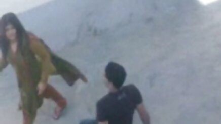 Kafasına türban yaşlı türk seks filmi ile kız, bir oyuncu