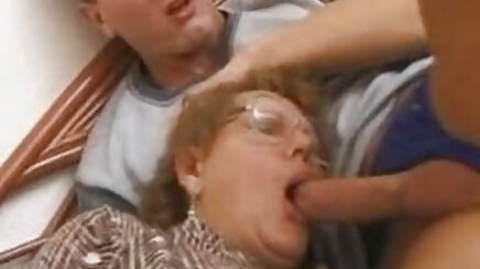 Butch turk filmi porno karısı üçlü-sarışın, kırmızı ve babe lezbiyen